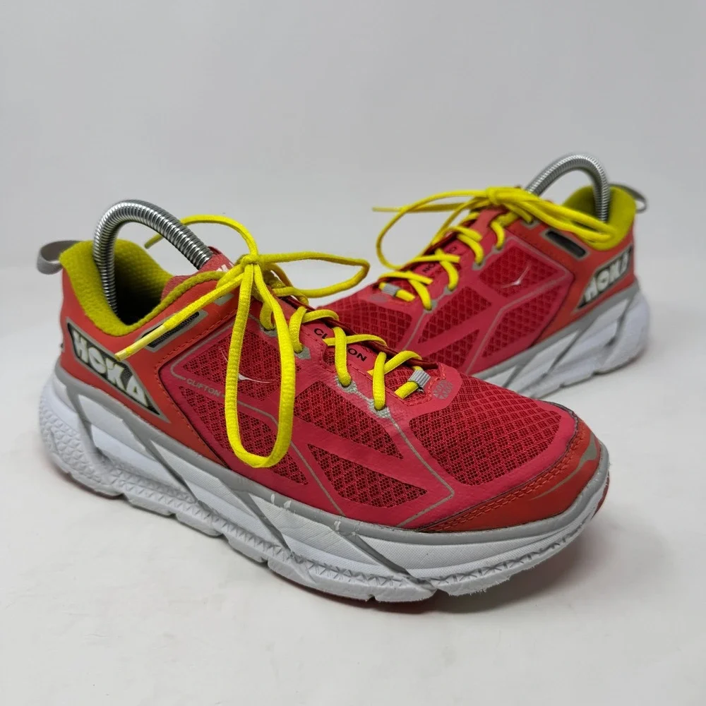 HOKA One One Clifton‎ 1 Road Running Sneakers Coral Pink 20609-031 Women's 7.5
